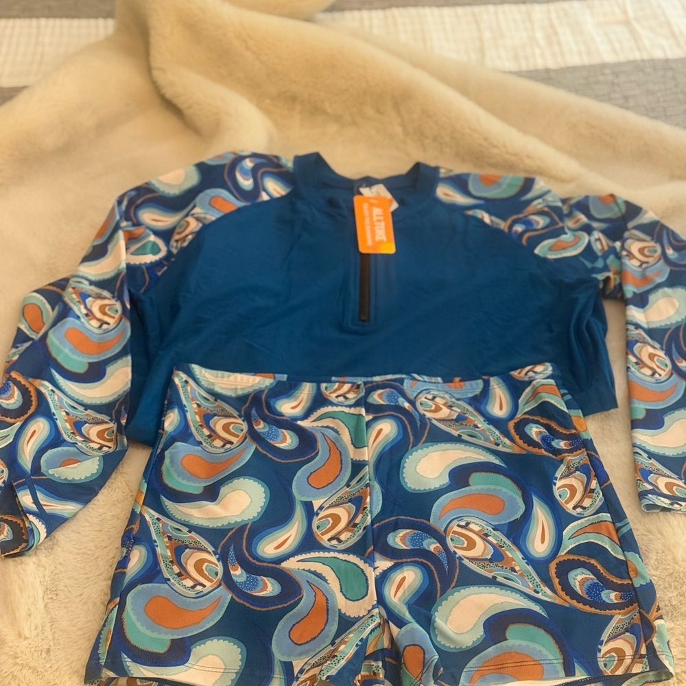 Blue Paisley Bikini with Color-Blocked Design